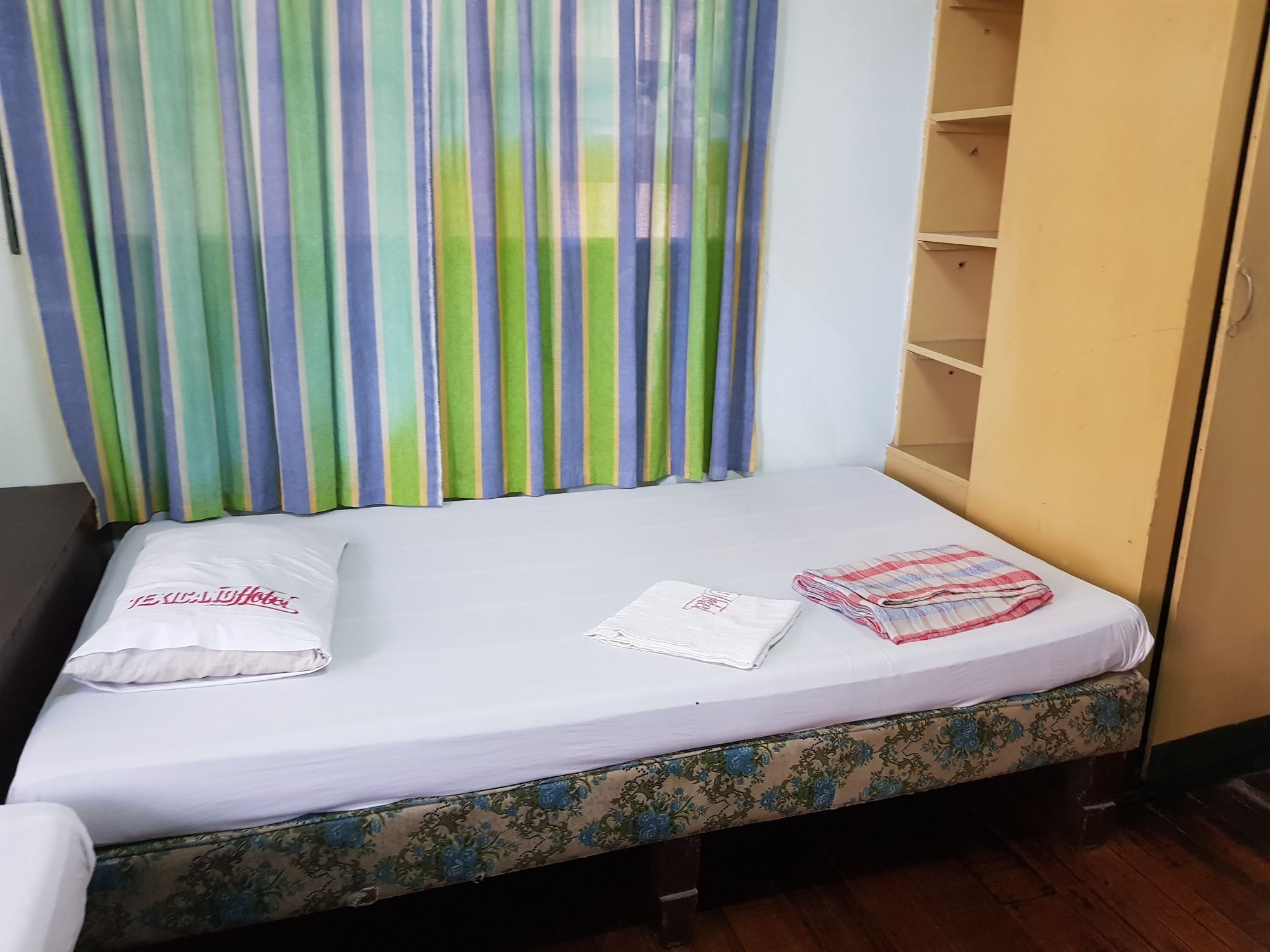 Texicano Hotel Main 라오아그 외부 사진