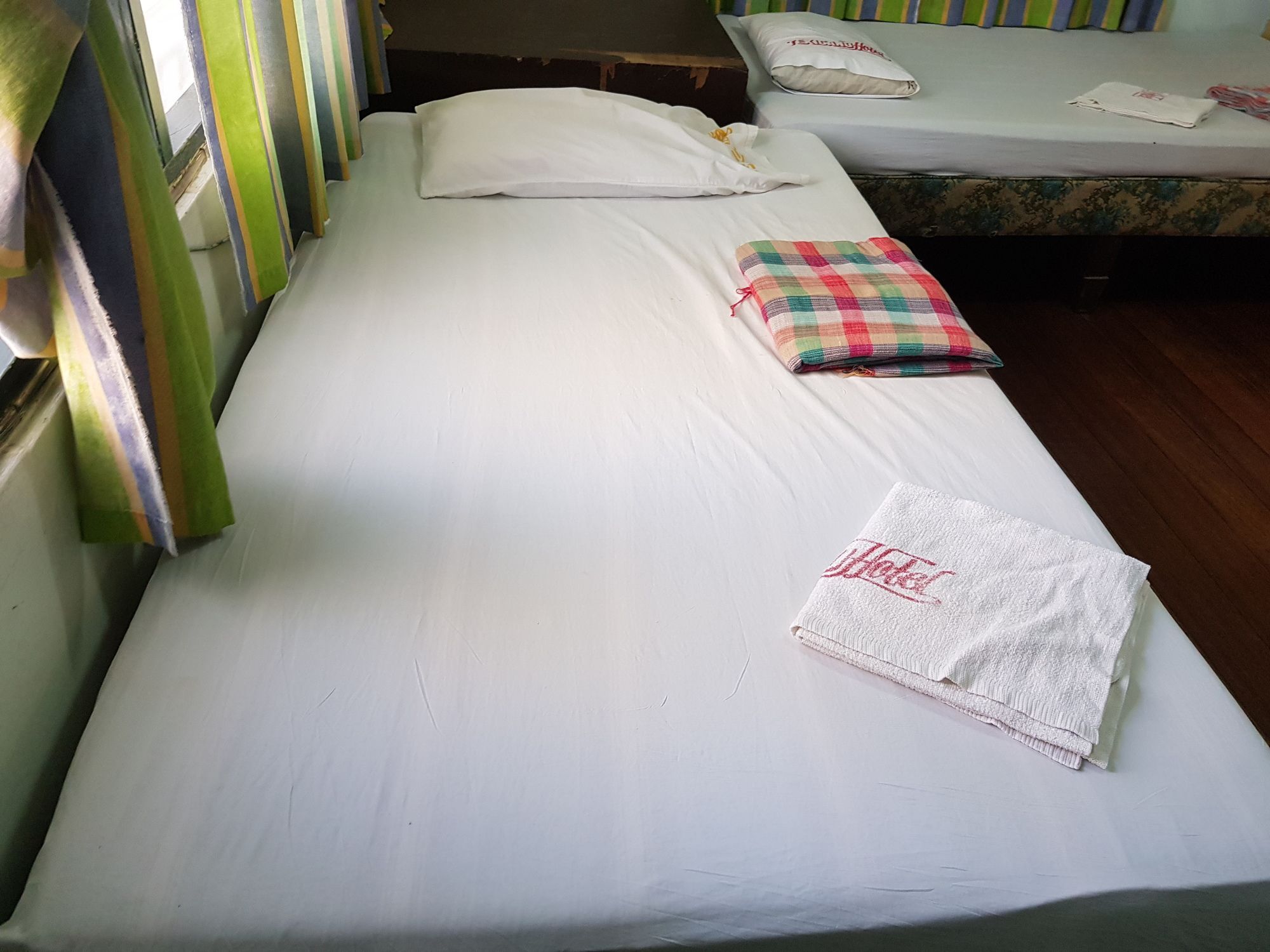Texicano Hotel Main 라오아그 외부 사진