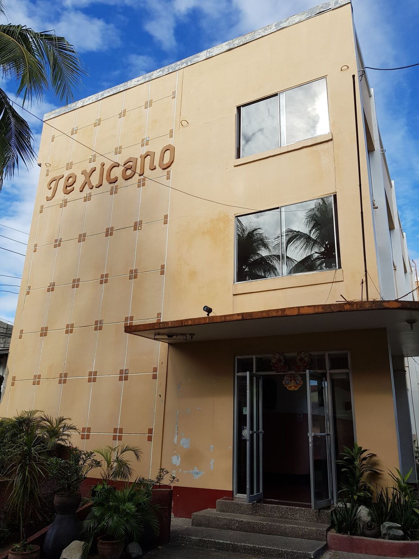 Texicano Hotel Main 라오아그 외부 사진